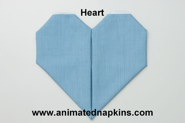 Animation: Napkin Heart Folding (Half Start)
